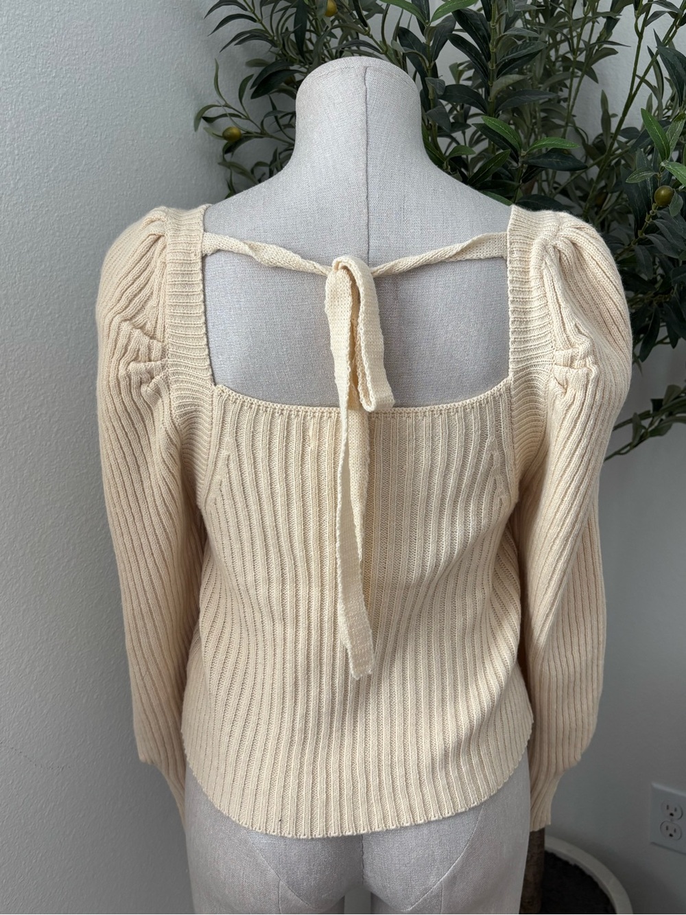 ENTRO Cream Ribbed Square-Neck Sweater - Picture 2 of 4